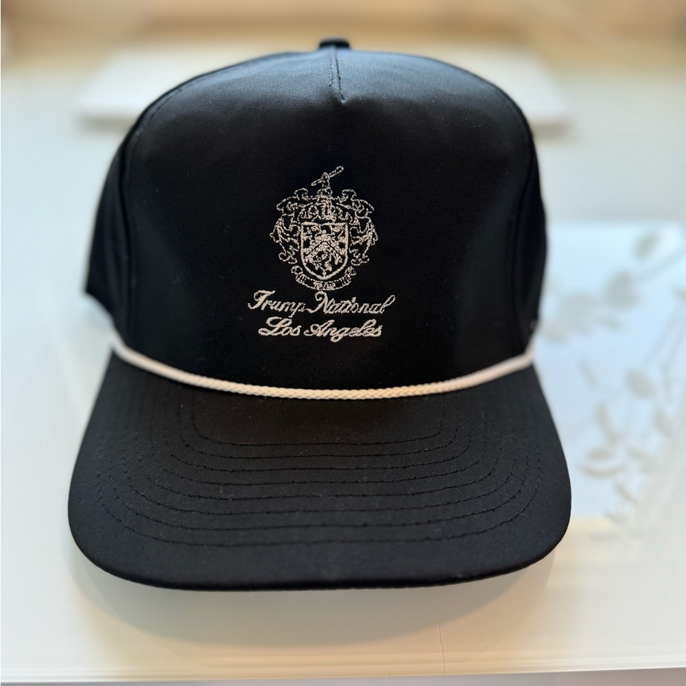 Trump Los Angeles hat